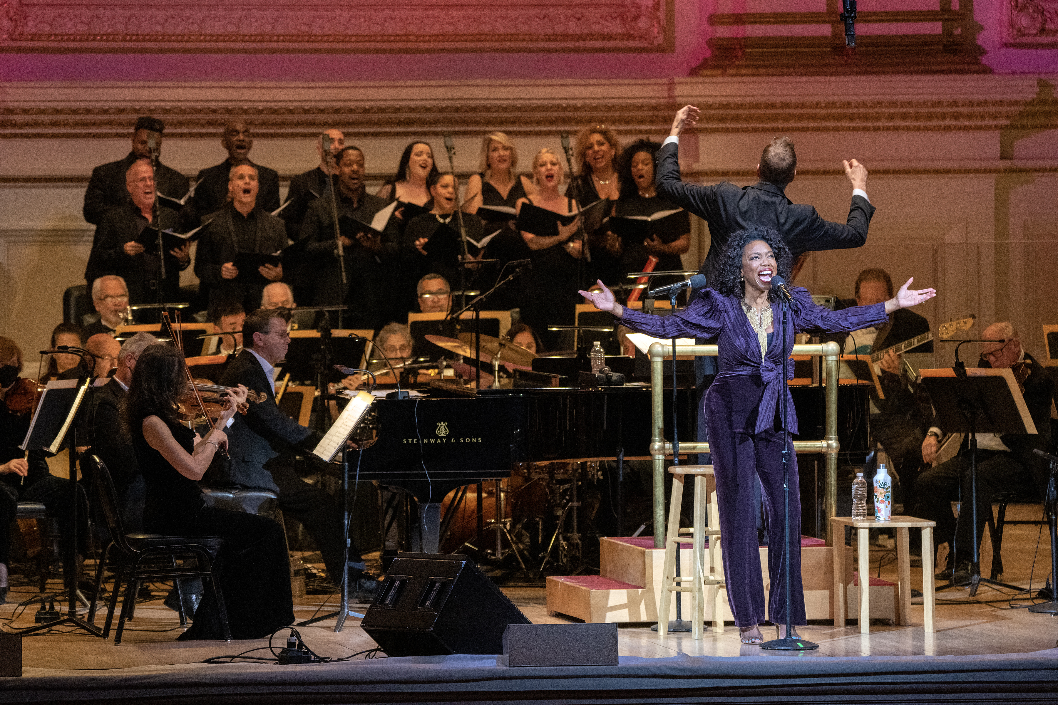 Heather Headley performs with the orchestra.